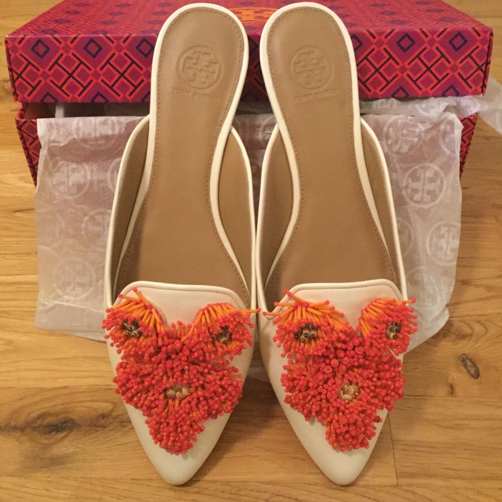 NEW! CREAM TORY BURCH SLIDES W BEADED DETAILING